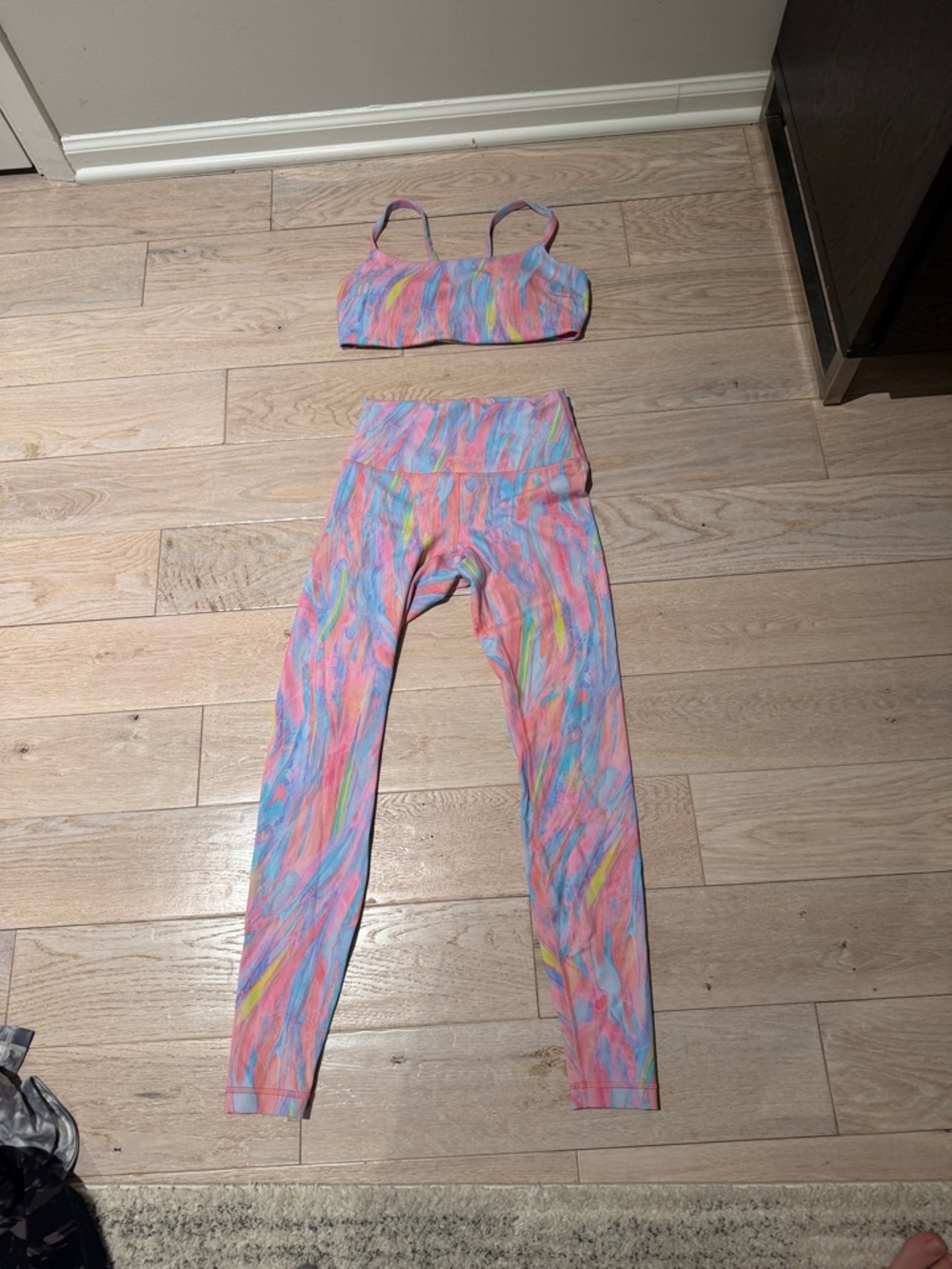 lululemon athletica Wunder Train Set in Prism Marble Multi (pink, blue, yellow)